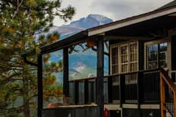 Larkspur Retreat- Breathtaking Views of Longs Peak