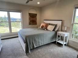Moment of Surrender- Stupendous Mountain Views!
