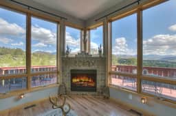 The View House- 360 Views and Close to RMNP!
