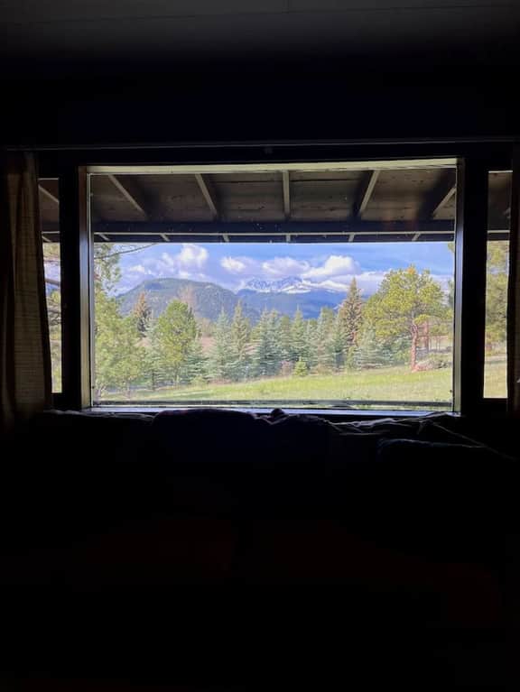 Windy Acres- 30+ Nights- Acreage w/Mountain views